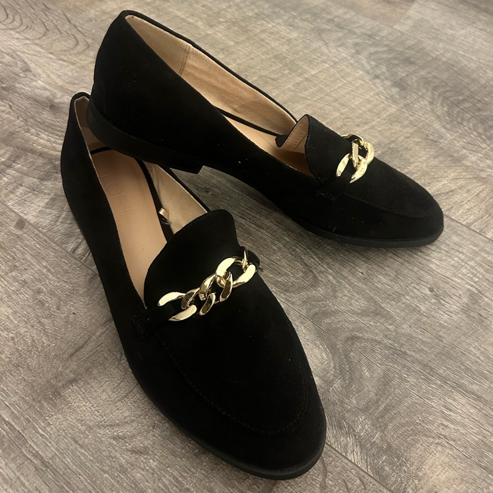 Loft Size 7 Black Flat Shoes for Business Casual